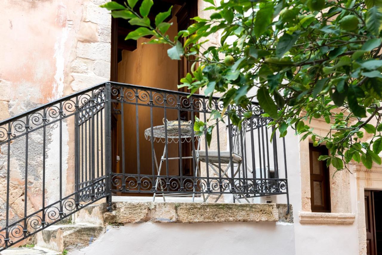 Oniros Residenza Vecchia Aparthotel Chania  Exterior foto